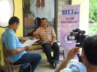 200px-Nopember_22_2012_PRC_Interview_Rakom_Damarwulan_Kediri.jpg